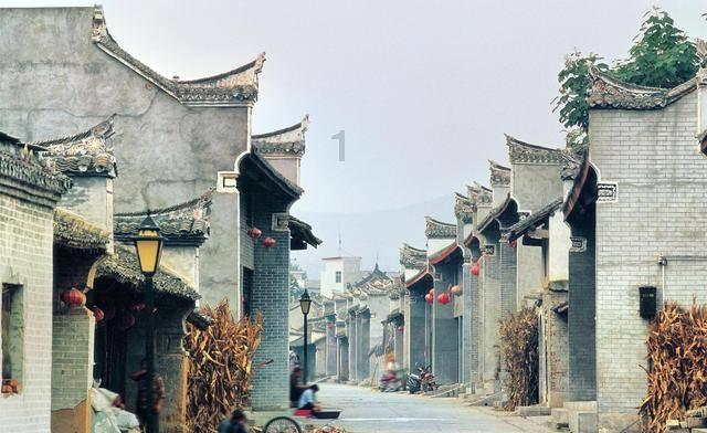 爸妈在农村，有新农合，还需要买保险吗？游戏画面